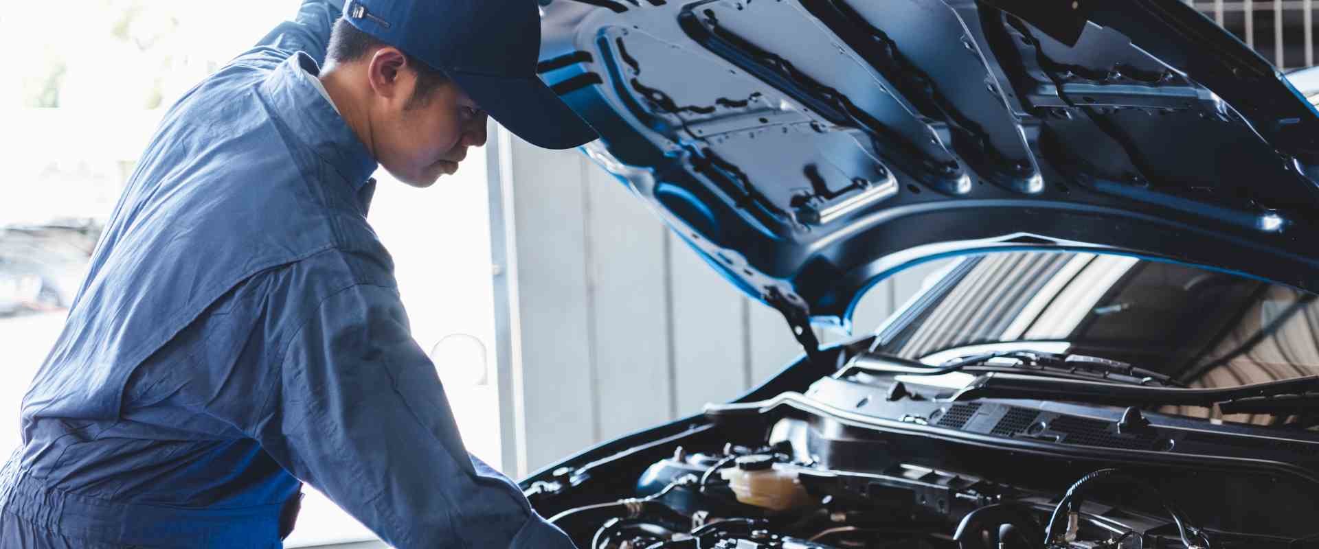 Identifying Red Flags: How to Spot an Unqualified Mechanic for Engine Tuning Services